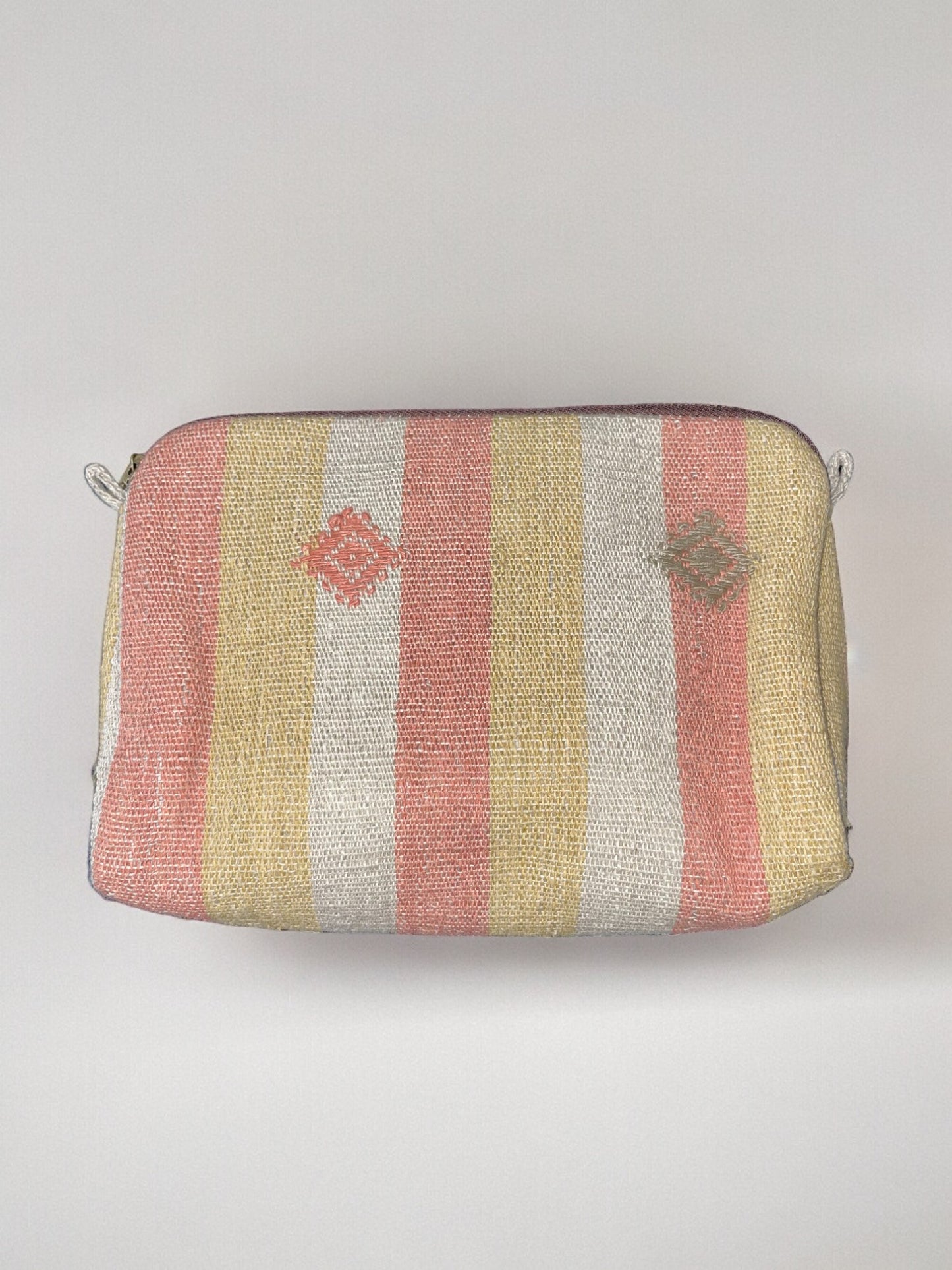 Nettle Purse