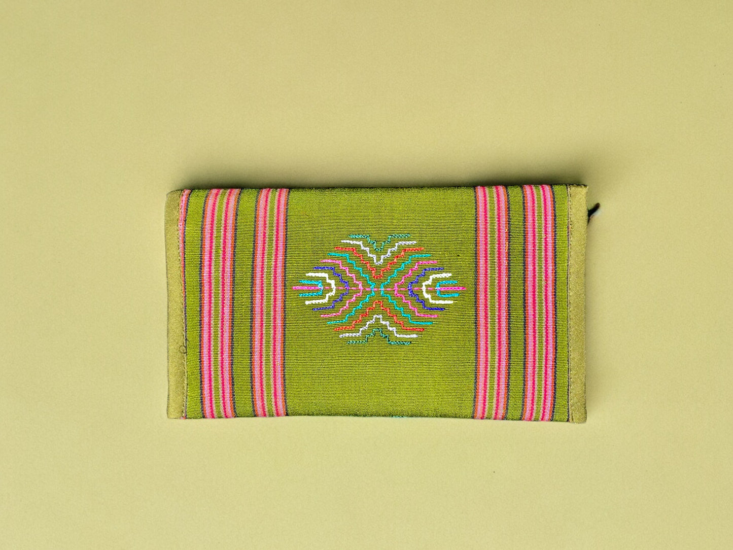 Silk-on-Cotton Document Holder (M)