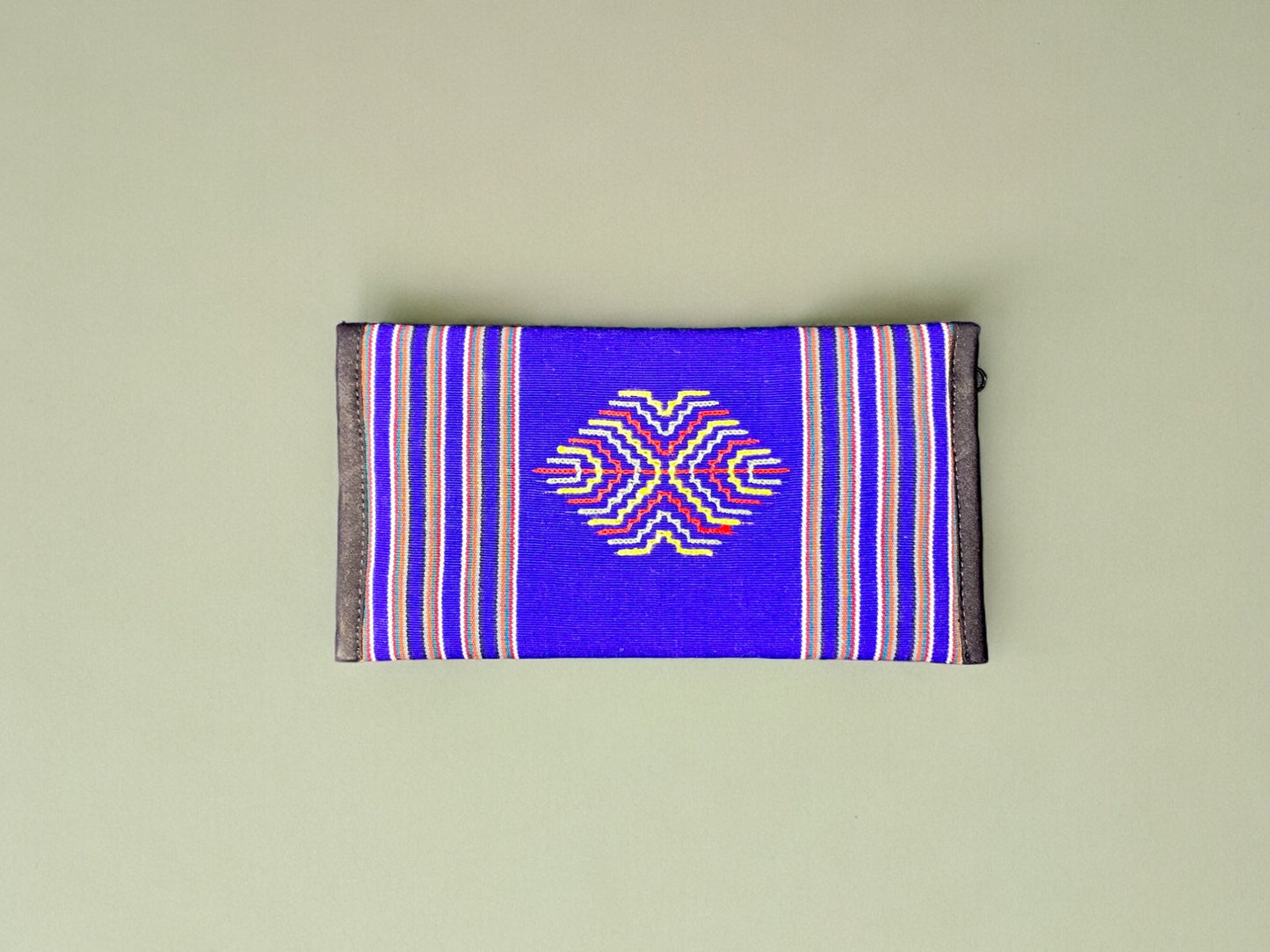 Silk-on-Cotton Document Holder (M)