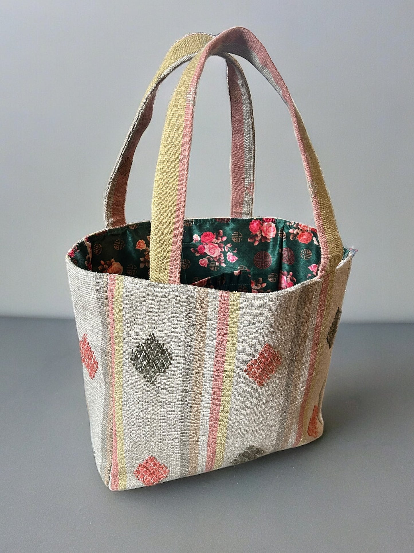 Nettle Tote