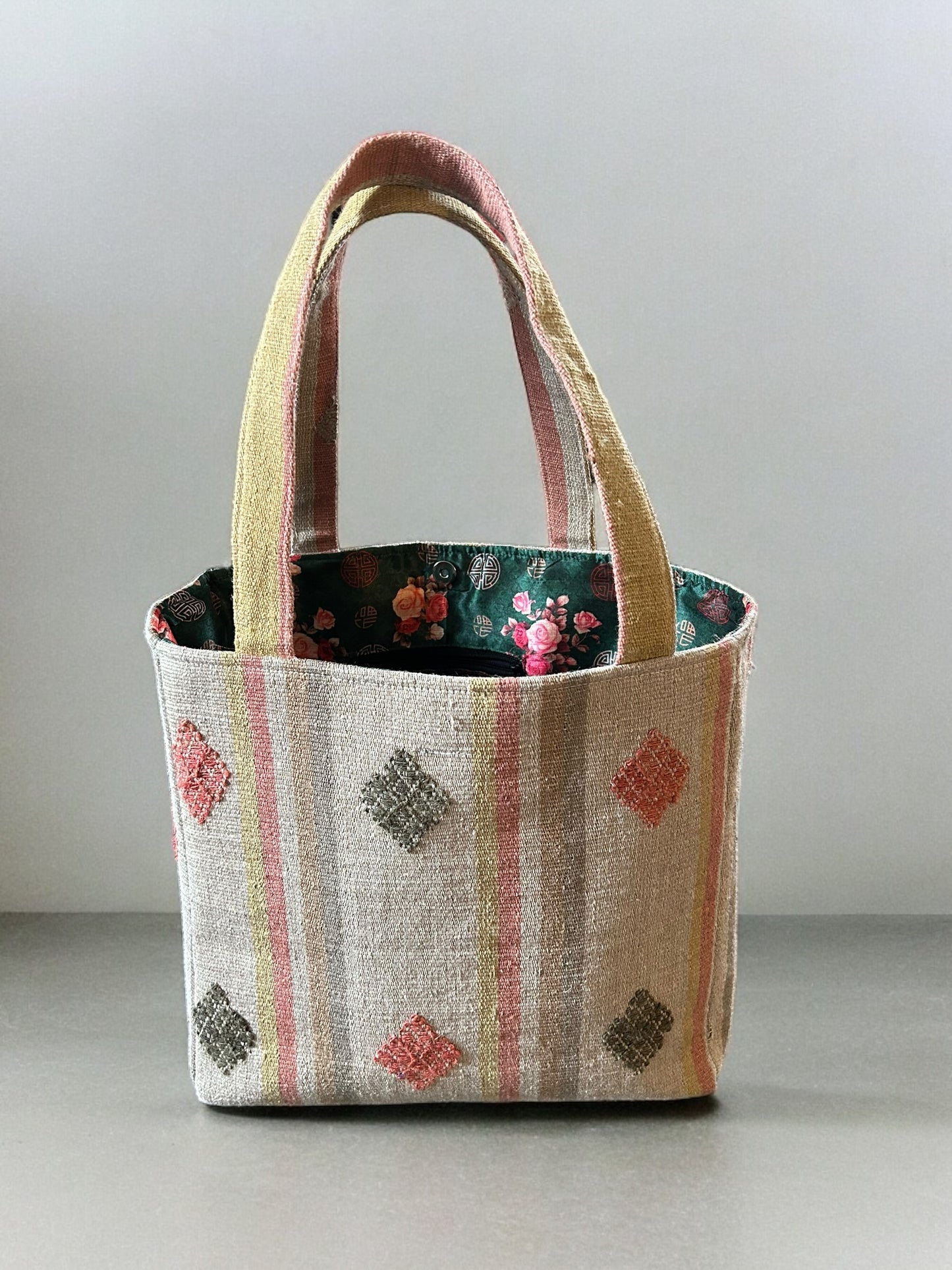 Nettle Tote